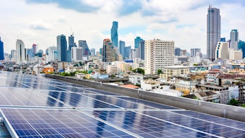 How hybrid PV technologies can contribute to the decarbonisation of Thailand's power system cover image_A picture of Bangkok solar rooftop