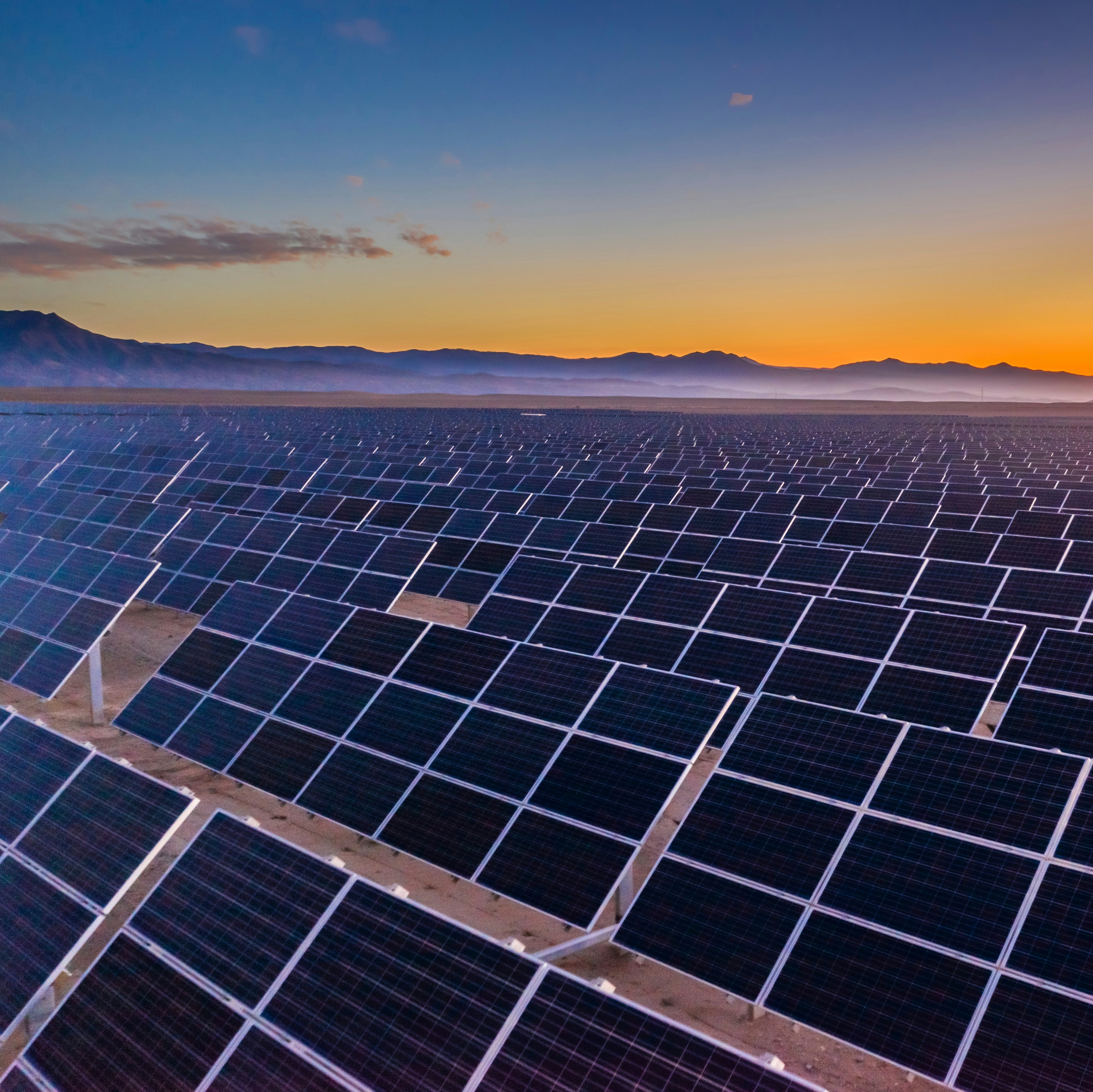 Solar Power on the Rise: Global Solar Panel Statistics, Facts, and Trends  of 2024