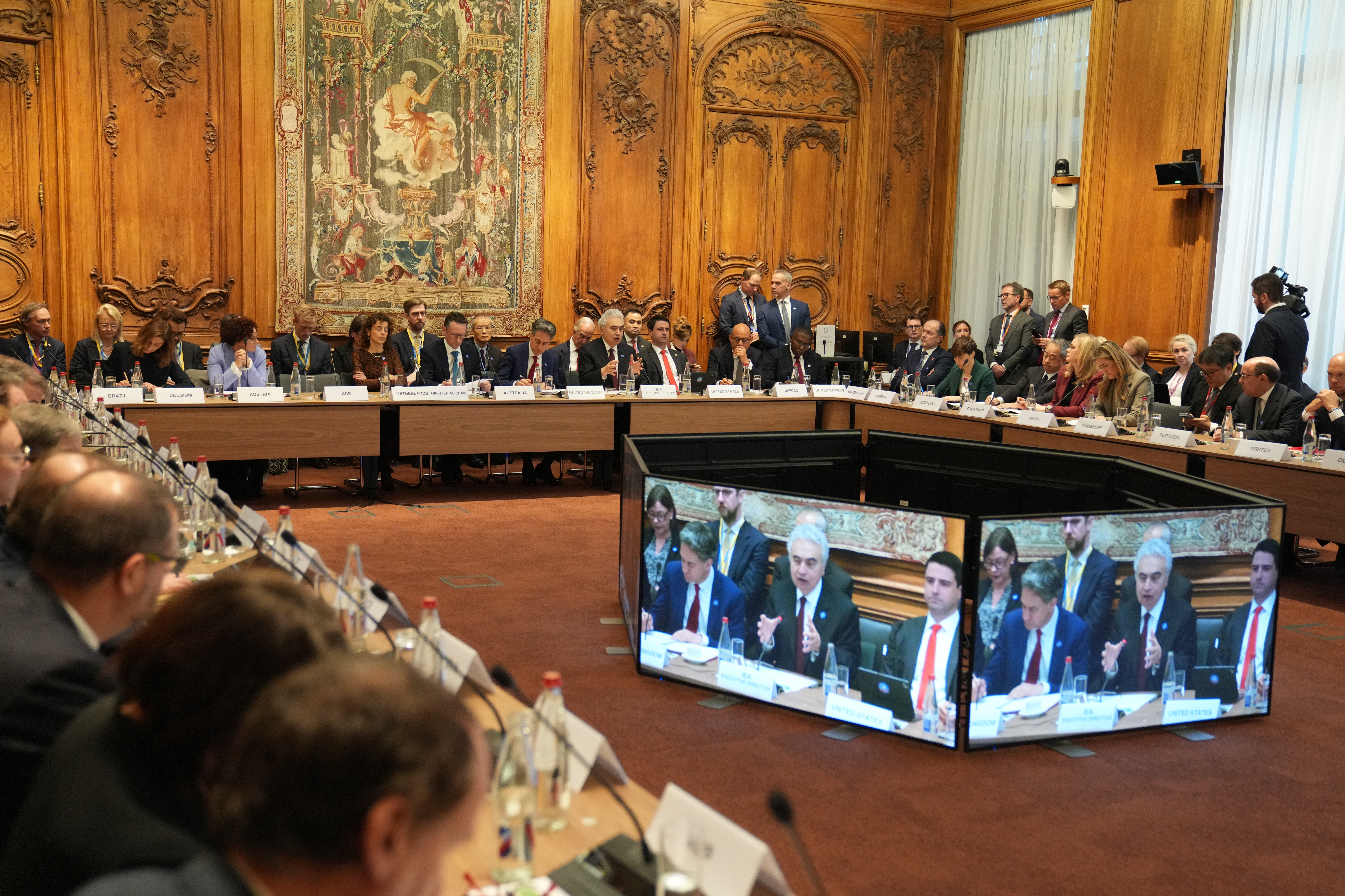 Age Of Electricity 260218 ministerial HLD11EA01600 (1)
