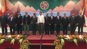 ASEAN Ministers Welcomed IEAs Open Door Policy group photo