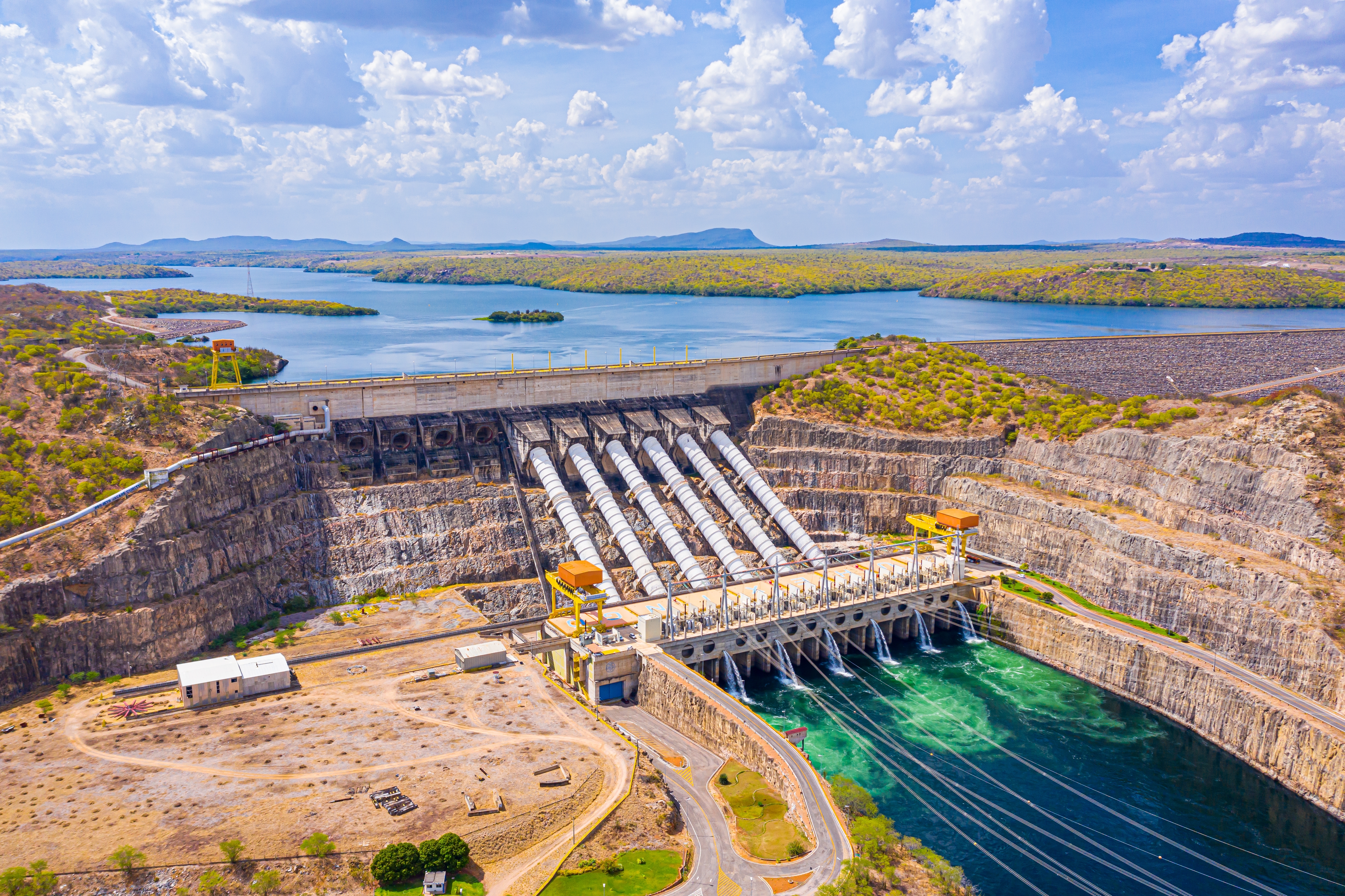 Xingo hydroelectric power plant in northeastern Brazil on the São Francisco River - Usina Hidroeletrica de Xingo da chesf no Nordeste do Brasil no Rio São Francisco -