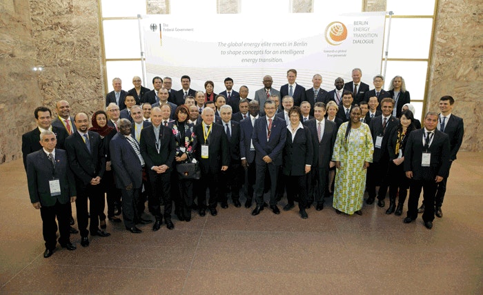 Familiy photo Berlin Energy Transition Dialogue (BETD)