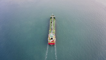 Oil tanker